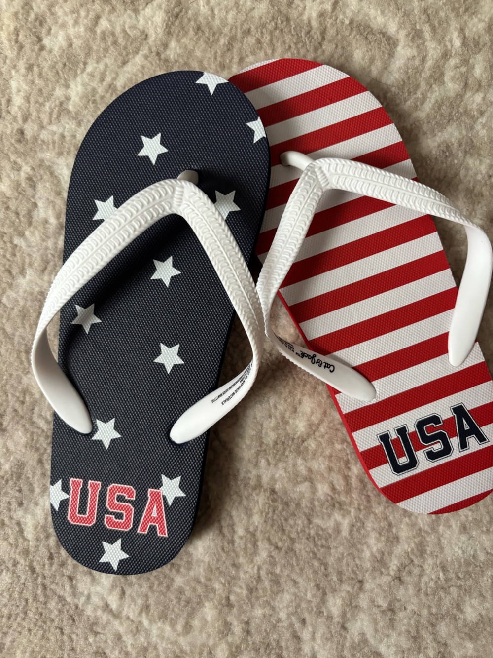 Kids USA Flag Flip Flop Sandals in Red, White & Blue - Size 2-3 NEVER WORN